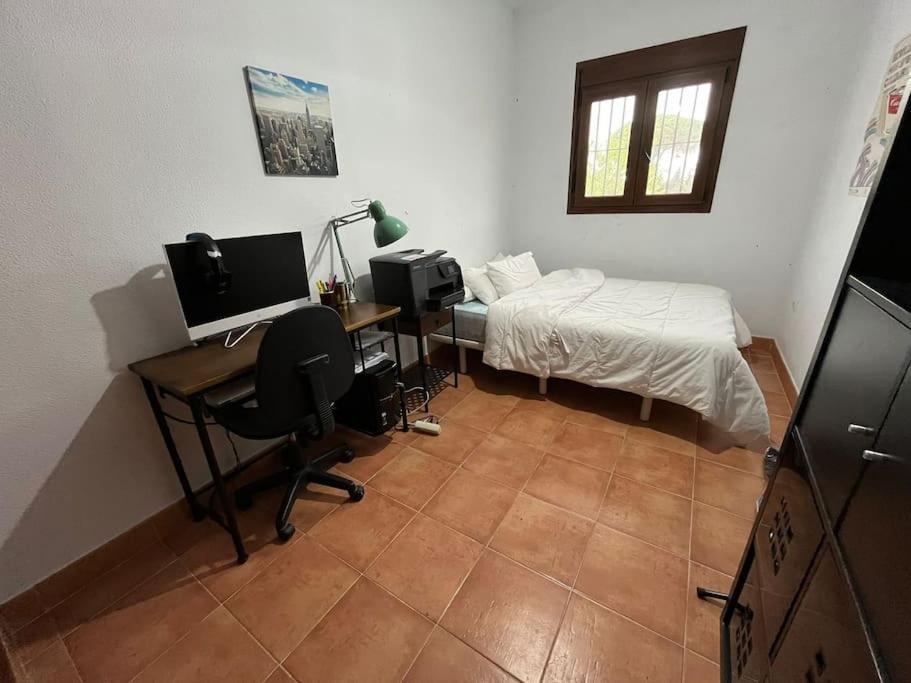 En Playa La Barrosa - Piscina, Jardin Y Todas Comodidades Hébergement de vacances